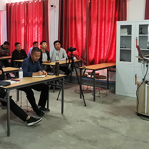 10��20��ɽ�|���x���ؙCе���޹�˾�e�k���p���Tʽ��ץ�����ؙC������Ӗ(x��n)�n��