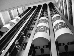 ������ʡ�ں����Ј��O(ji��n)�ܾ�ͨ��·�־��_չ����طN�O�䰲ȫ��헙z��